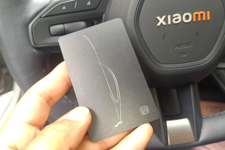 Used Xiaomi Auto SU7 2024 Four-Wheel Drive Ultra-Long Range Advanced Intelligent Driving Max Edition Vehicle Key