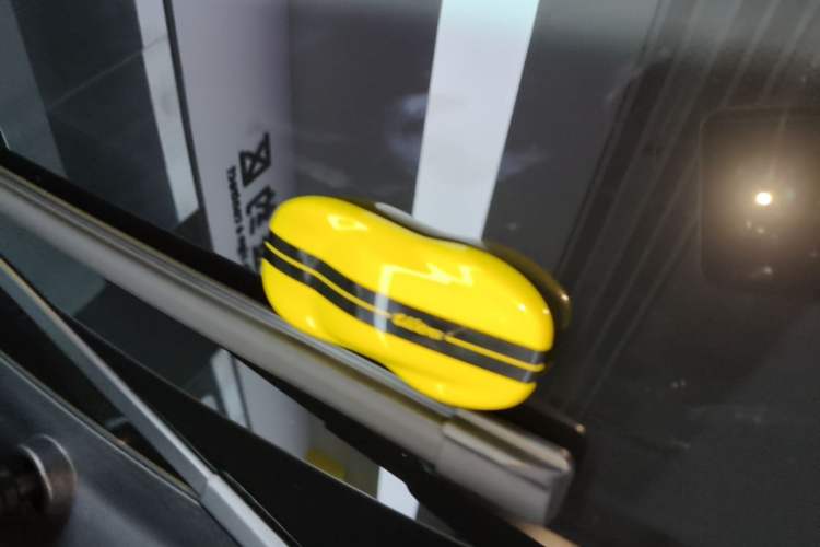 Used Xiaomi Auto SU7 2024 Rear-Drive Ultra-Long Range Advanced Pro-Level Intelligent Driving Version Vehicle Key