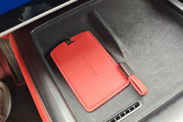 Used Xiaomi Auto SU7 2024 Rear-Drive Long-Range Intelligent Driving Version Vehicle Key