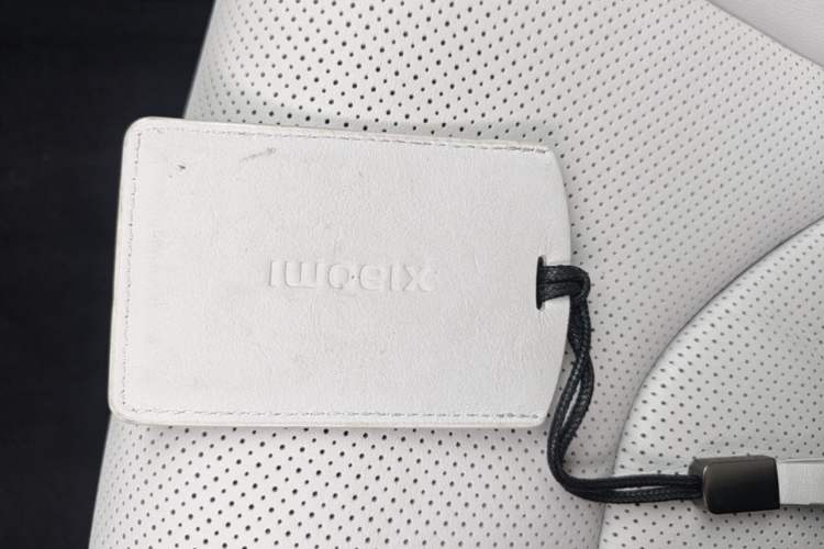 Used Xiaomi Auto SU7 2024 Rear-Drive Long-Range Intelligent Driving Version Vehicle Key