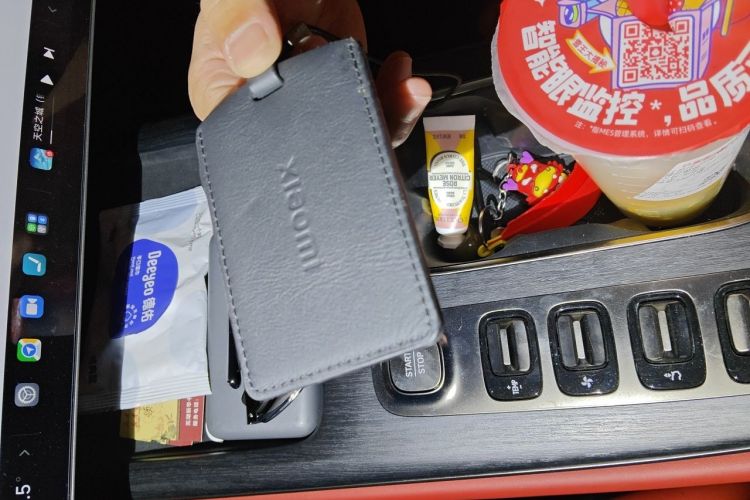 Used Xiaomi Auto SU7 2024 Four-Wheel Drive Ultra-Long Range Advanced Intelligent Driving Max Edition Vehicle Key