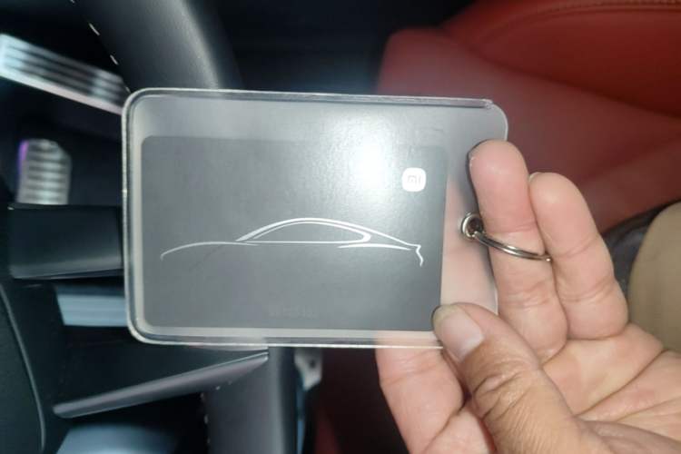 Used Xiaomi Auto SU7 2024 Four-Wheel Drive Ultra-Long Range Advanced Intelligent Driving Max Edition Vehicle Key