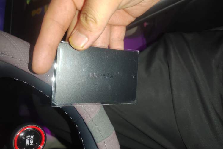 Used Xiaomi Auto SU7 2024 Rear-Drive Long-Range Intelligent Driving Version Vehicle Key