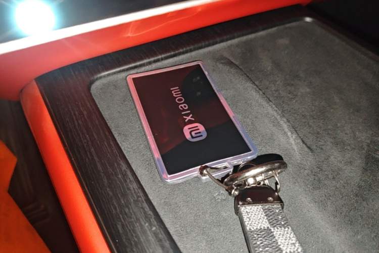 Used Xiaomi Auto SU7 2024 Rear-Drive Ultra-Long Range Advanced Pro-Level Intelligent Driving Version Vehicle Key