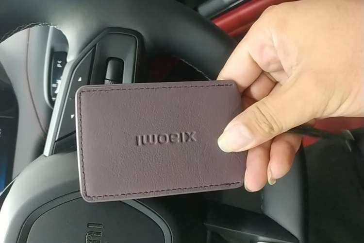 Used Xiaomi Auto SU7 2024 Rear-Drive Ultra-Long Range Advanced Pro-Level Intelligent Driving Version Vehicle Key