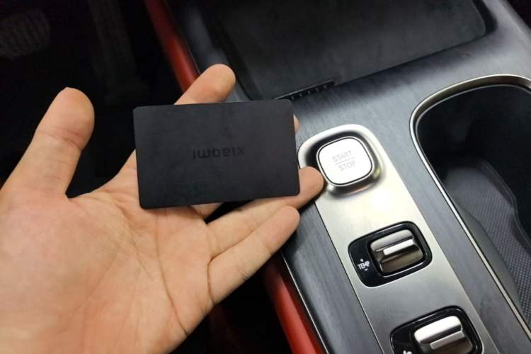 Used Xiaomi Auto SU7 2024 Rear-Drive Long-Range Intelligent Driving Version Vehicle Key