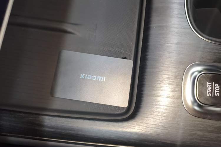 Used Xiaomi Auto SU7 2024 Rear-Drive Ultra-Long Range Advanced Pro-Level Intelligent Driving Version Vehicle Key