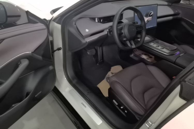 Used Xiaomi Auto SU7 2024 Rear-Drive Long-Range Intelligent Driving Version Driver Seat