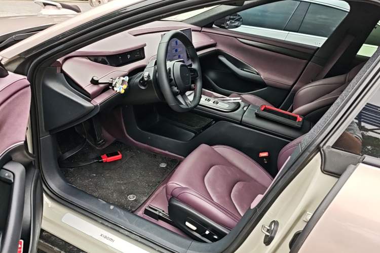 Used Xiaomi Auto SU7 2024 Rear-Drive Long-Range Intelligent Driving Version Driver Seat
