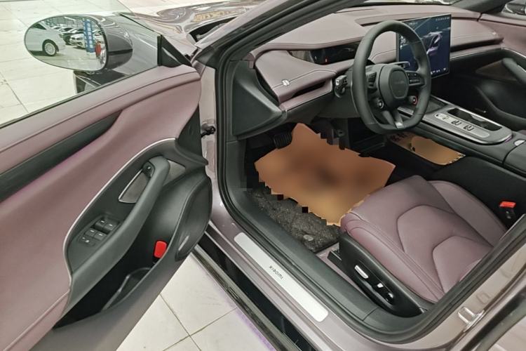 Used Xiaomi Auto SU7 2024 Rear-Drive Long-Range Intelligent Driving Version Driver Seat