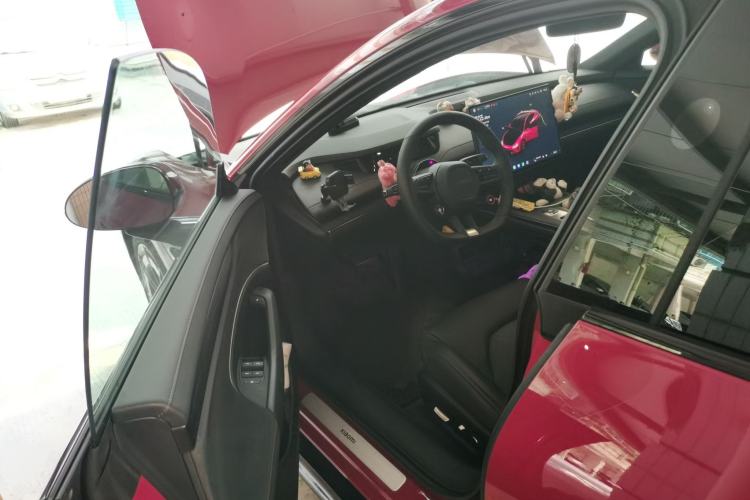 Used Xiaomi Auto SU7 2024 Rear-Drive Ultra-Long Range Advanced Pro-Level Intelligent Driving Version Driver Seat