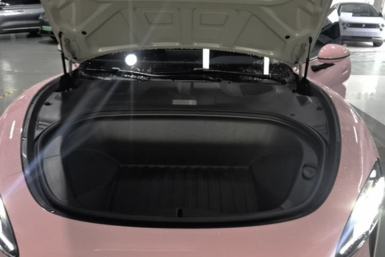Used Xiaomi Auto SU7 2024 Rear-Drive Long-Range Intelligent Driving Version Engine Bay