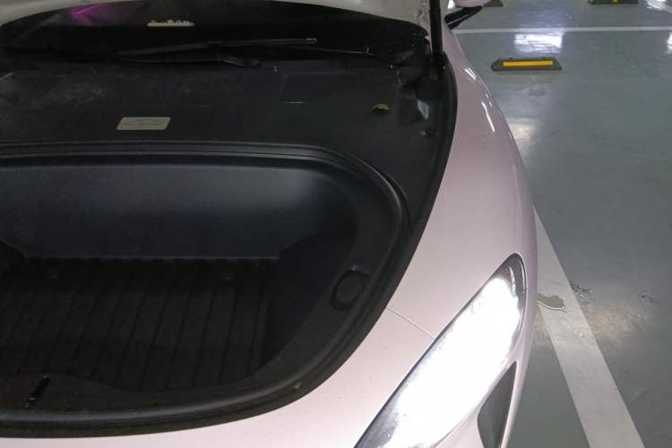 Used Xiaomi Auto SU7 2024 Four-Wheel Drive Ultra-Long Range Advanced Intelligent Driving Max Edition Engine Bay Left