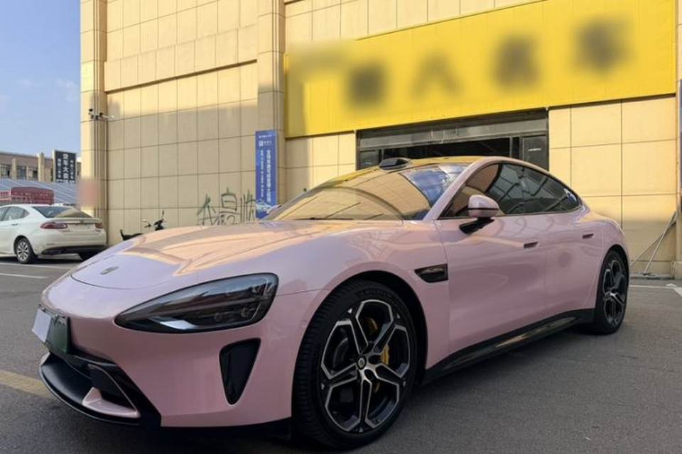Xiaomi Auto SU7 2024