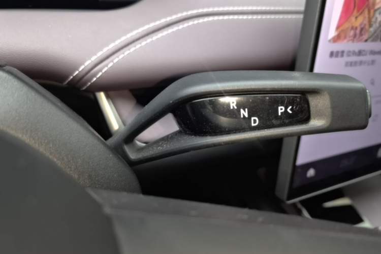 Used Xiaomi Auto SU7 2024 Rear-Drive Long-Range Intelligent Driving Version Gear Lever