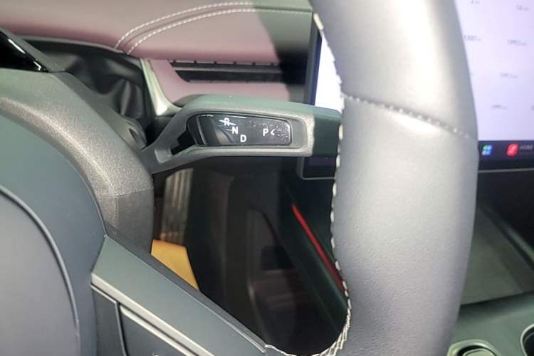 Used Xiaomi Auto SU7 2024 Four-Wheel Drive Ultra-Long Range Advanced Intelligent Driving Max Edition Gear Lever