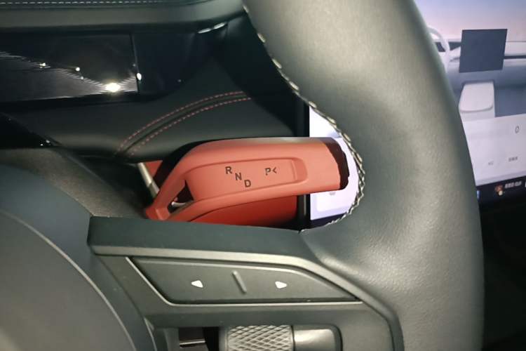 Used Xiaomi Auto SU7 2024 Rear-Drive Ultra-Long Range Advanced Pro-Level Intelligent Driving Version Gear Lever