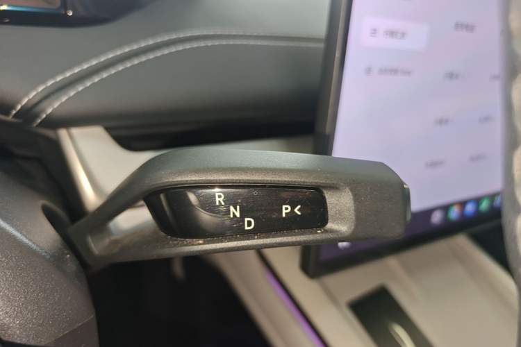 Used Xiaomi Auto SU7 2024 Four-Wheel Drive Ultra-Long Range Advanced Intelligent Driving Max Edition Gear Lever