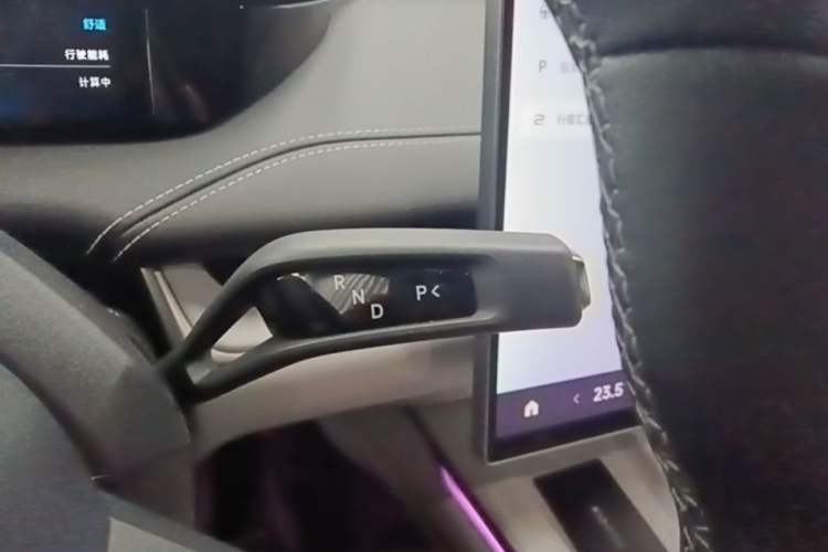 Used Xiaomi Auto SU7 2024 Rear-Drive Long-Range Intelligent Driving Version Gear Lever