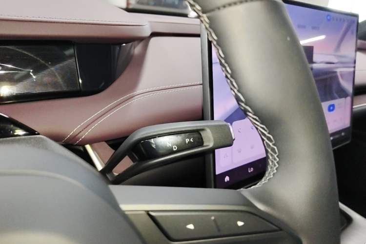 Used Xiaomi Auto SU7 2024 Four-Wheel Drive Ultra-Long Range Advanced Intelligent Driving Max Edition Gear Lever