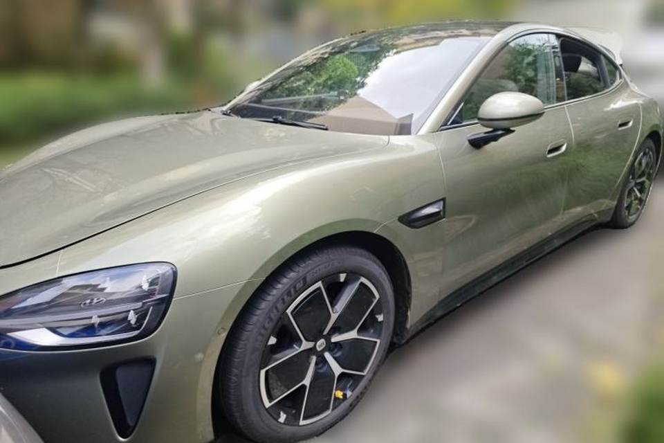 Xiaomi Auto SU7 2024