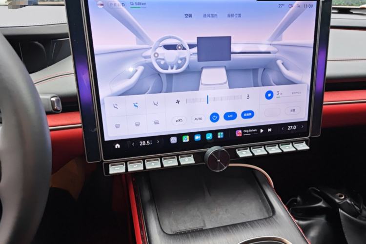 Used Xiaomi Auto SU7 2024 Rear-Drive Ultra-Long Range Advanced Pro-Level Intelligent Driving Version Audio And AC Panel