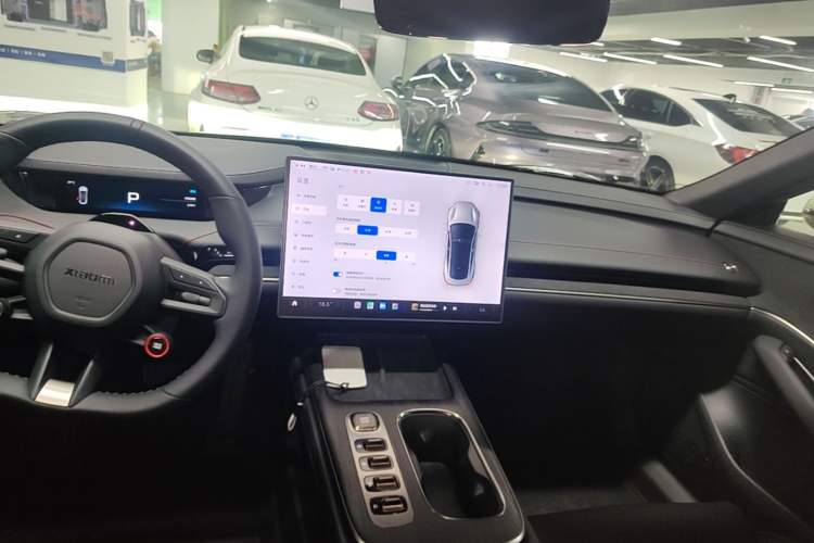 Used Xiaomi Auto SU7 2024 Rear-Drive Ultra-Long Range Advanced Pro-Level Intelligent Driving Version Audio And AC Panel