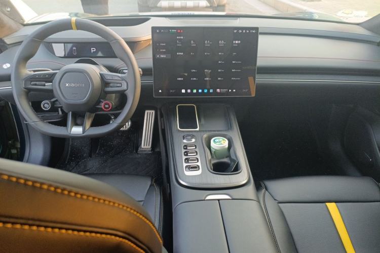 Used Xiaomi Auto SU7 2024 Four-Wheel Drive Ultra-Long Range Advanced Intelligent Driving Max Edition Center Console