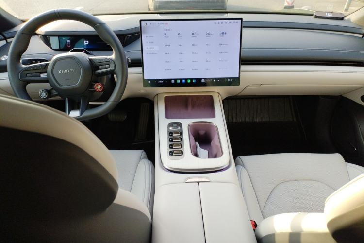 Used Xiaomi Auto SU7 2024 Rear-Drive Ultra-Long Range Advanced Pro-Level Intelligent Driving Version Center Console