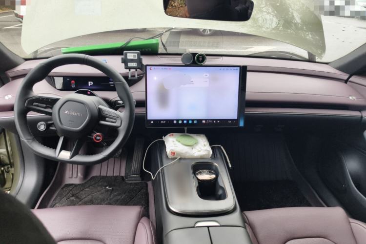 Used Xiaomi Auto SU7 2024 Rear-Drive Ultra-Long Range Advanced Pro-Level Intelligent Driving Version Center Console