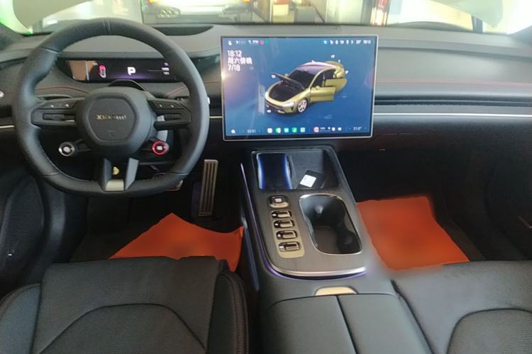 Used Xiaomi Auto SU7 2024 Four-Wheel Drive Ultra-Long Range Advanced Intelligent Driving Max Edition Center Console