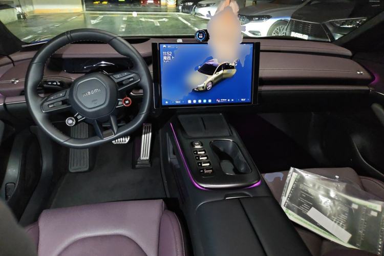 Used Xiaomi Auto SU7 2024 Four-Wheel Drive Ultra-Long Range Advanced Intelligent Driving Max Edition Center Console