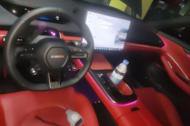 Used Xiaomi Auto SU7 2024 Rear-Drive Long-Range Intelligent Driving Version Center Console