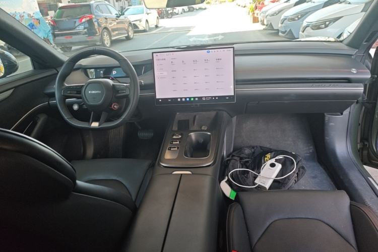 Used Xiaomi Auto SU7 2024 Rear-Drive Standard Founder Edition Center Console