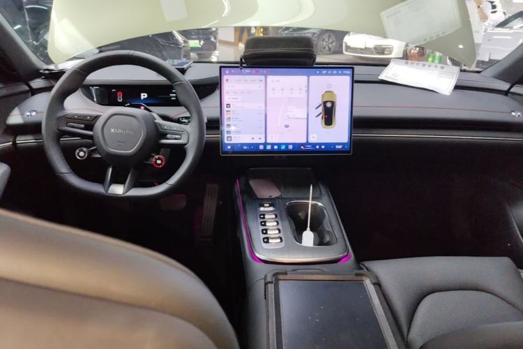 Used Xiaomi Auto SU7 2024 Rear-Drive Ultra-Long Range Advanced Pro-Level Intelligent Driving Version Center Console