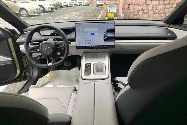 Used Xiaomi Auto SU7 2024 Rear-Drive Long-Range Intelligent Driving Version Center Console