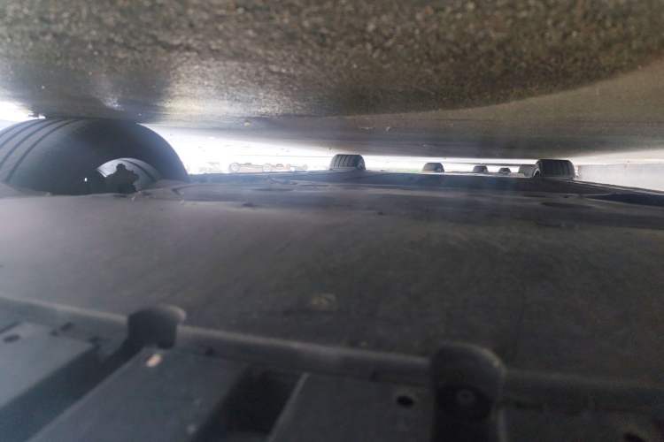 Used Xiaomi Auto SU7 2024 Rear-Drive Standard Founder Edition Chassis Front