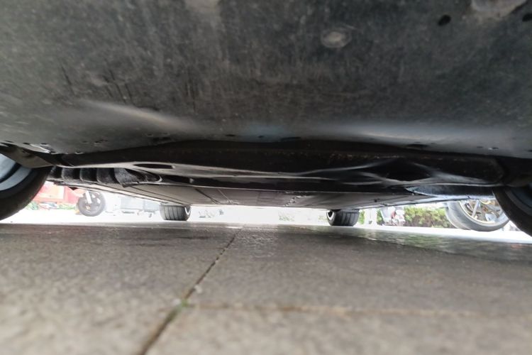 Used Xiaomi Auto SU7 2024 Rear-Drive Standard Founder Edition Chassis Front