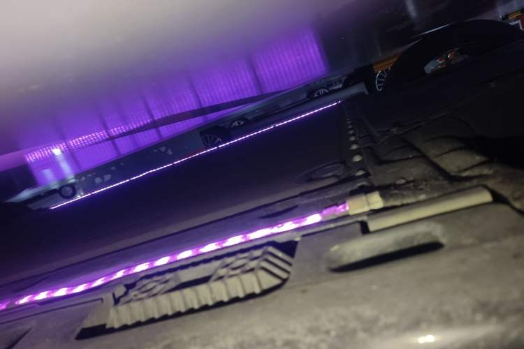 Used Xiaomi Auto SU7 2024 Four-Wheel Drive Ultra-Long Range Advanced Intelligent Driving Max Edition Chassis Front Left