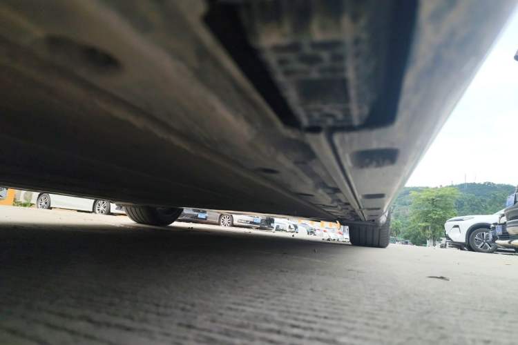 Used Xiaomi Auto SU7 2024 Rear-Drive Long-Range Intelligent Driving Version Chassis Front Left