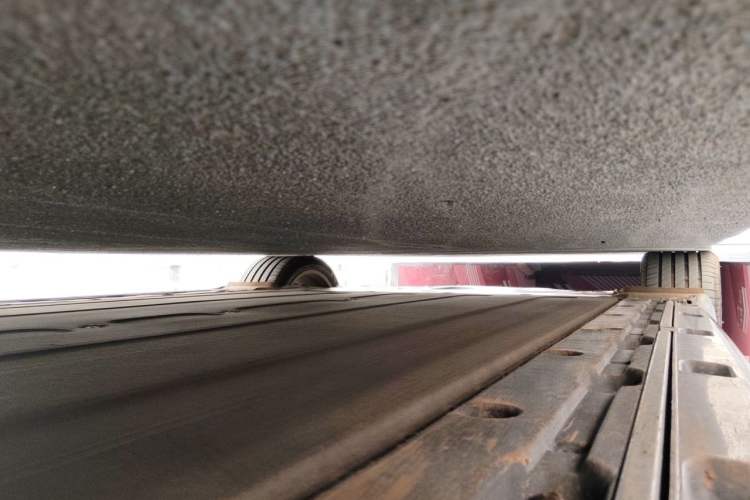 Used Xiaomi Auto SU7 2024 Rear-Drive Long-Range Intelligent Driving Version Chassis Front Right