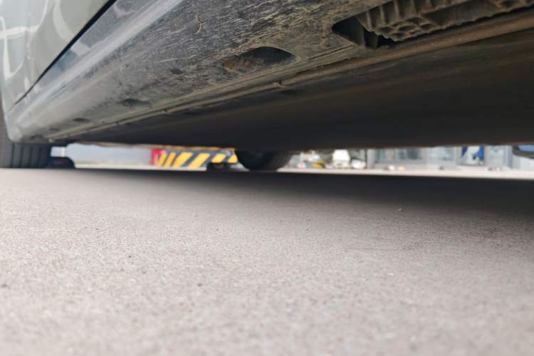 Used Xiaomi Auto SU7 2024 Rear-Drive Ultra-Long Range Advanced Pro-Level Intelligent Driving Version Chassis Front Right