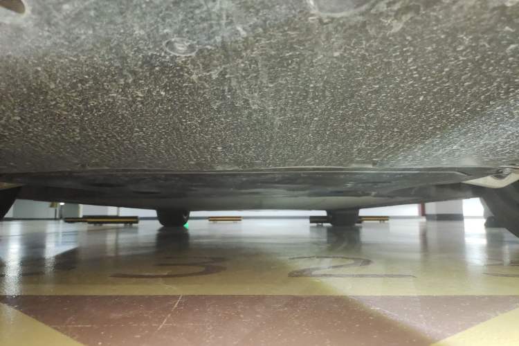 Used Xiaomi Auto SU7 2024 Rear-Drive Standard Founder Edition Chassis Front