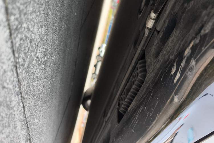 Used Xiaomi Auto SU7 2024 Four-Wheel Drive Ultra-Long Range Advanced Intelligent Driving Max Edition Chassis Rear Left
