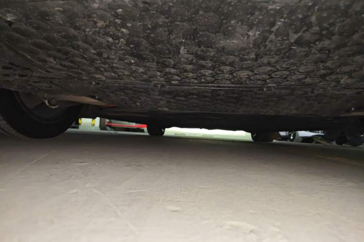 Used Xiaomi Auto SU7 2024 Rear-Drive Standard Founder Edition Chassis Rear
