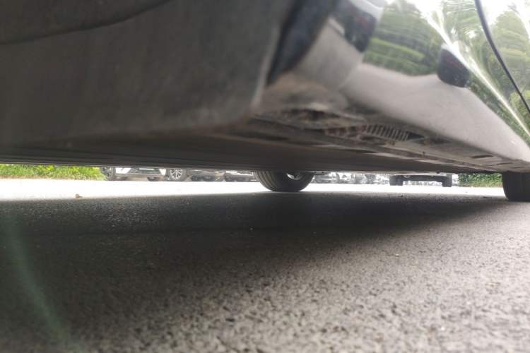 Used Xiaomi Auto SU7 2024 Rear-Drive Standard Founder Edition Chassis Rear Right