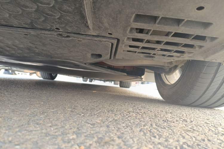 Used Xiaomi Auto SU7 2024 Four-Wheel Drive Ultra-Long Range Advanced Intelligent Driving Max Edition Chassis Rear Right