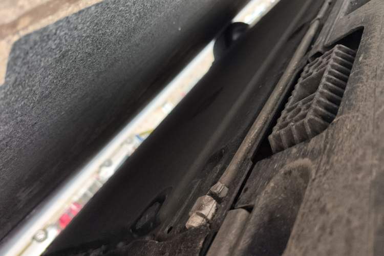 Used Xiaomi Auto SU7 2024 Four-Wheel Drive Ultra-Long Range Advanced Intelligent Driving Max Edition Chassis Rear Right