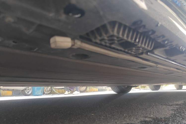 Used Xiaomi Auto SU7 2024 Rear-Drive Long-Range Intelligent Driving Version Chassis Rear Right