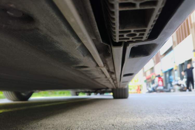 Used Xiaomi Auto SU7 2024 Rear-Drive Long-Range Intelligent Driving Version Chassis Rear Right